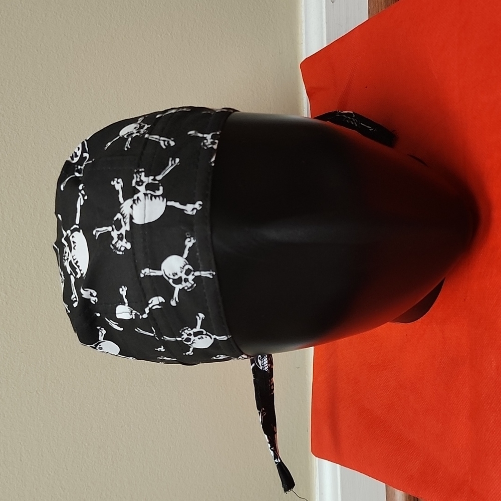 Black with Skulls Headwrap